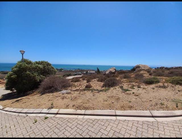 LAND FOR SALE IN DA GAMA BAY